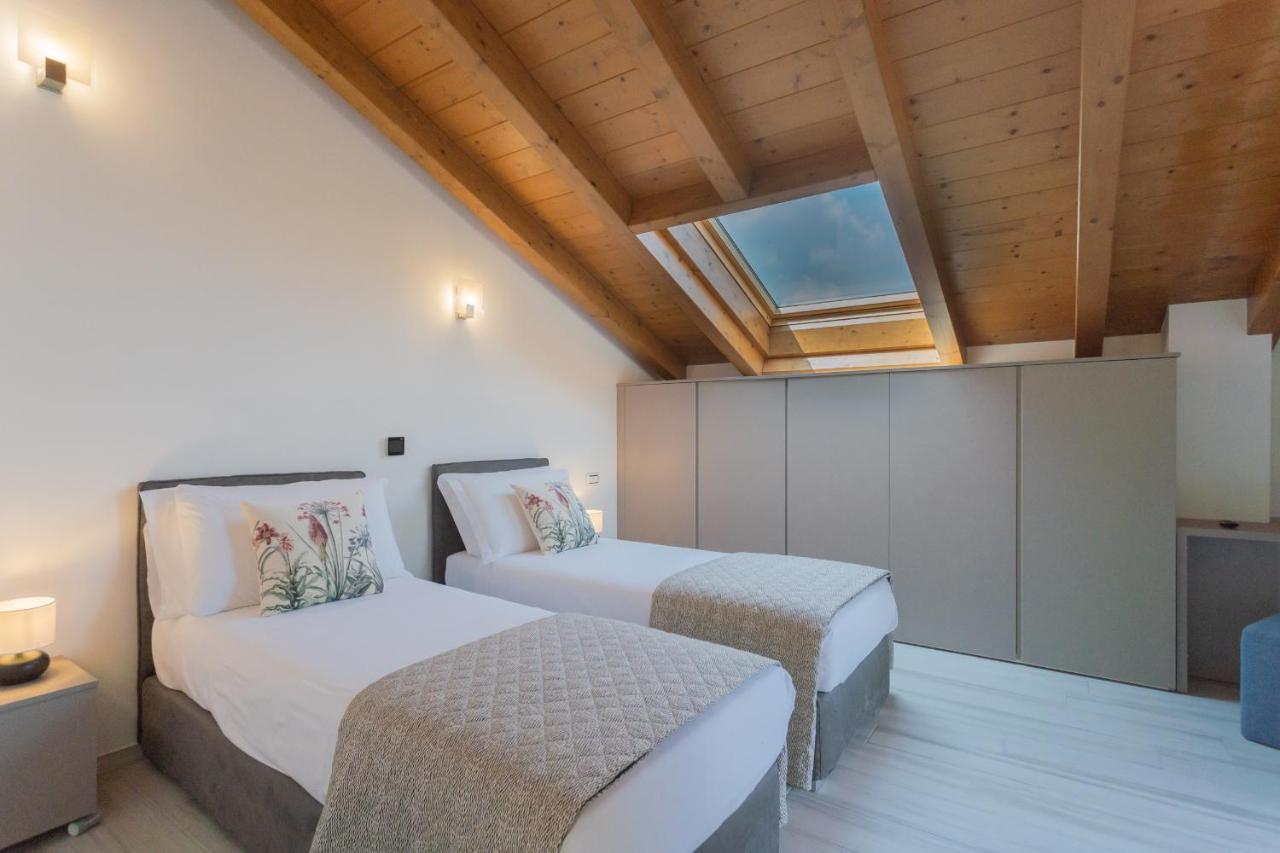 Dream Lake Apartments Lake View - Private Beach By Rent All Como 레체노 외부 사진