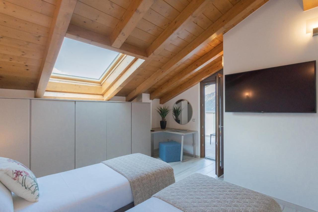 Dream Lake Apartments Lake View - Private Beach By Rent All Como 레체노 외부 사진
